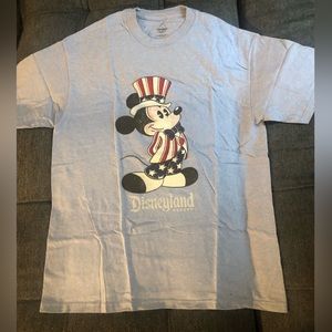 Disney Mickey Mouse 4th of July, size Large